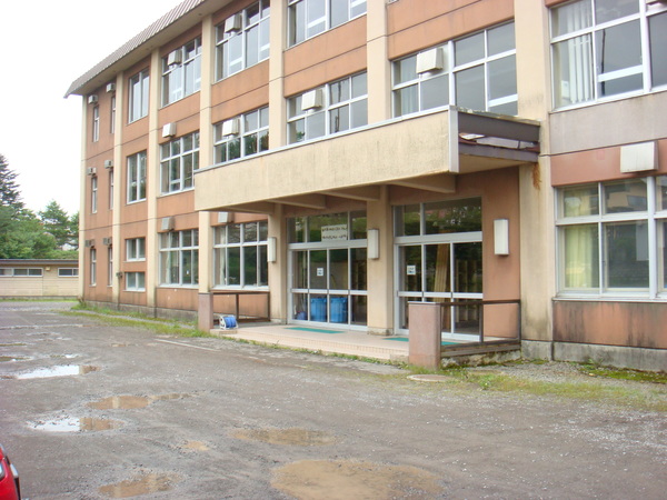 函館市立旭岡小学校の外観画像