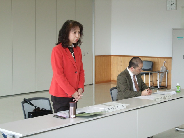 第2回函館市地球温暖化対策地域推進協議会の石原会長挨拶の写真