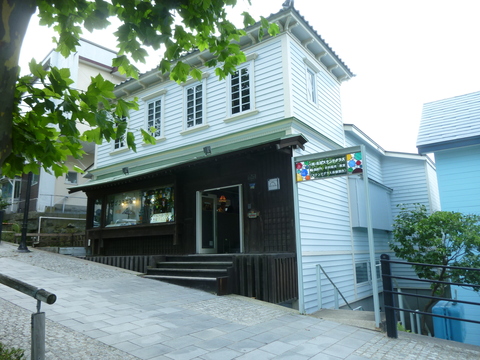 生田ステンドグラス函館