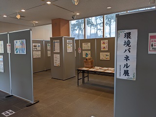 R4中央図書館での開催の様子1